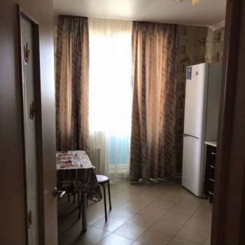 Сдается 1-комнатная квартира, 39 м²