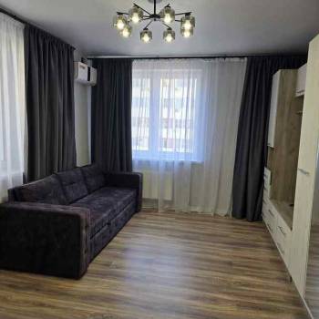 Сдается 2-х комнатная квартира, 60 м²