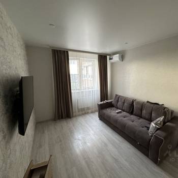 Сдается 1-комнатная квартира, 40 м²