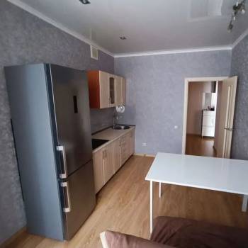 Сдается 1-комнатная квартира, 37 м²