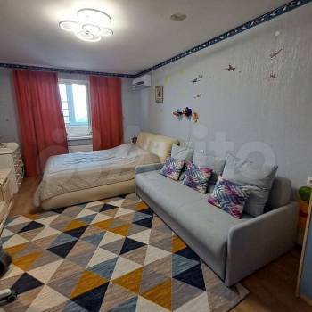 Продается 3-х комнатная квартира, 82 м²