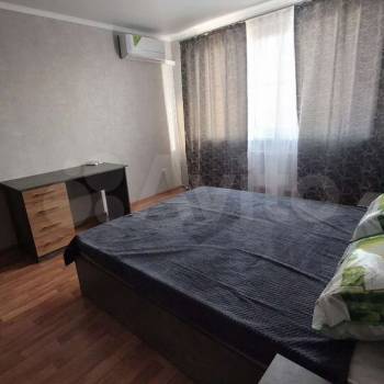 Сдается 2-х комнатная квартира, 72 м²