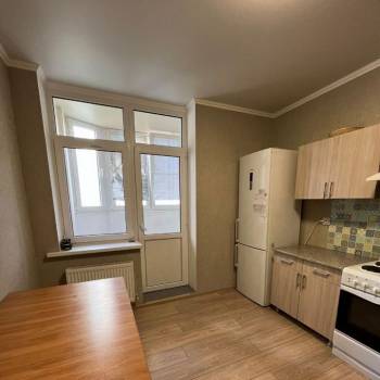 Сдается 1-комнатная квартира, 42,7 м²