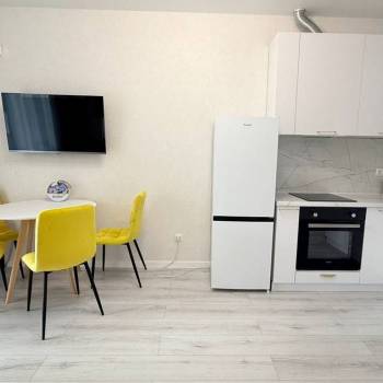 Сдается 1-комнатная квартира, 43 м²