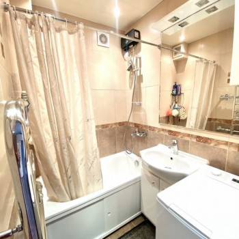 Продается 3-х комнатная квартира, 58 м²