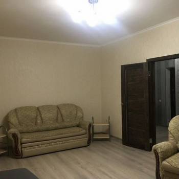 Сдается 1-комнатная квартира, 43 м²