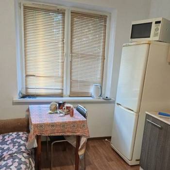 Сдается 1-комнатная квартира, 37 м²