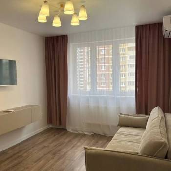 Сдается 1-комнатная квартира, 37 м²