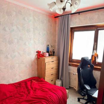 Продается Многокомнатная квартира, 93 м²