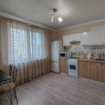 Сдается 1-комнатная квартира, 42 м²