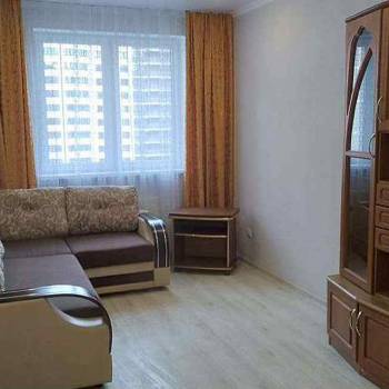 Сдается 1-комнатная квартира, 39 м²