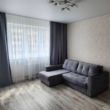 Продается 1-комнатная квартира, 42,1 м²