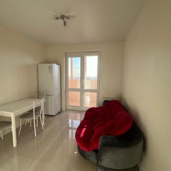 Продается 1-комнатная квартира, 33 м²