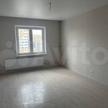 Продается 1-комнатная квартира, 42,5 м²