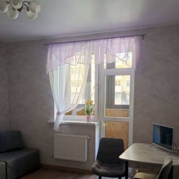 Сдается 1-комнатная квартира, 38 м²