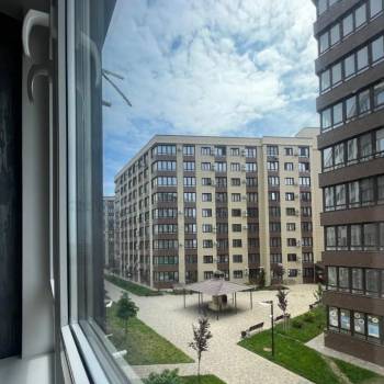 Сдается 1-комнатная квартира, 42 м²