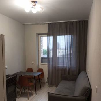 Сдается 1-комнатная квартира, 50 м²