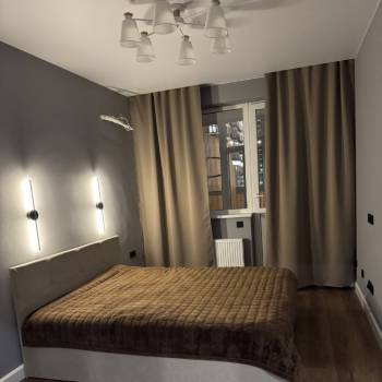 Сдается 2-х комнатная квартира, 86 м²