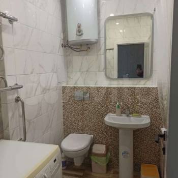 Сдается 1-комнатная квартира, 50 м²