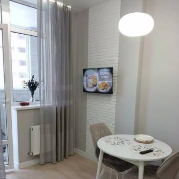 Продается 1-комнатная квартира, 45 м²