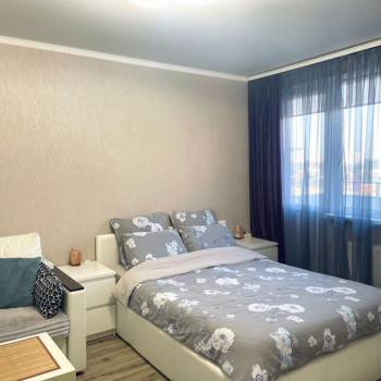Продается 1-комнатная квартира, 36 м²