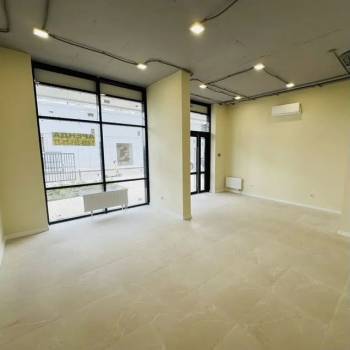 Сдается Торговое помещение, 54 м²