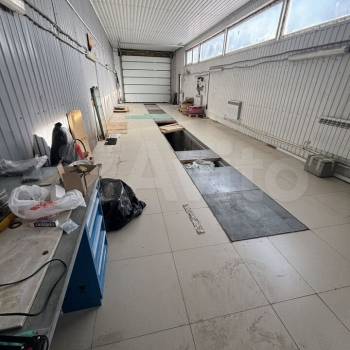 Сдается Нежилое помещение, 215 м²