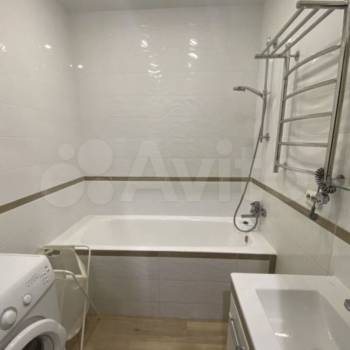 Сдается Многокомнатная квартира, 70 м²