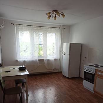 Сдается 2-х комнатная квартира, 65 м²