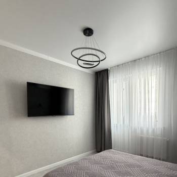 Продается 1-комнатная квартира, 46 м²