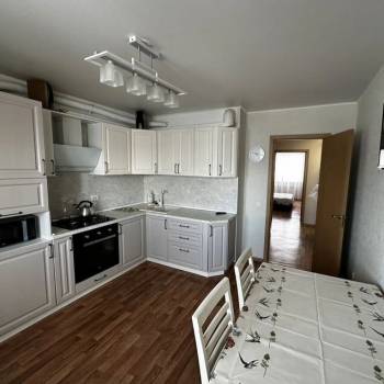 Сдается 2-х комнатная квартира, 70 м²