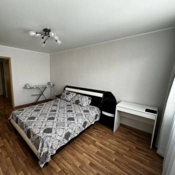 Сдается 2-х комнатная квартира, 70 м²