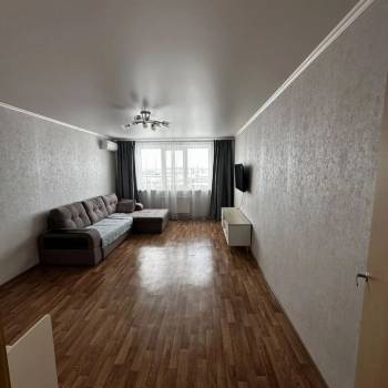 Сдается 2-х комнатная квартира, 70 м²