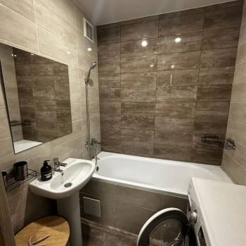 Сдается 2-х комнатная квартира, 70 м²