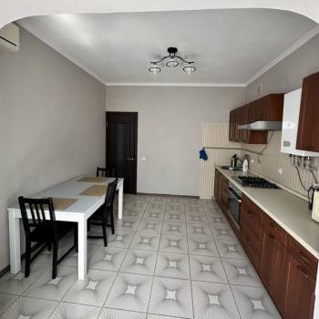 Сдается 1-комнатная квартира, 45 м²