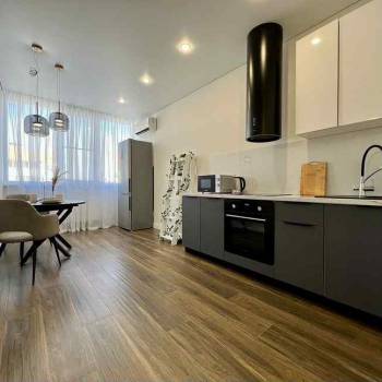 Сдается 2-х комнатная квартира, 74 м²