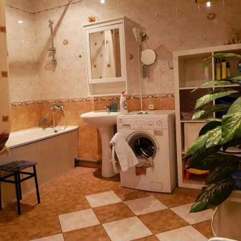 Сдается 1-комнатная квартира, 52 м²