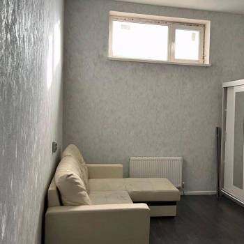 Продается 1-комнатная квартира, 43 м²