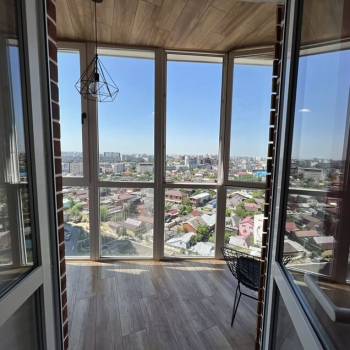 Сдается 1-комнатная квартира, 58 м²