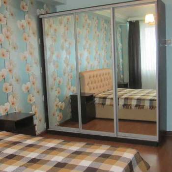 Сдается 2-х комнатная квартира, 76 м²