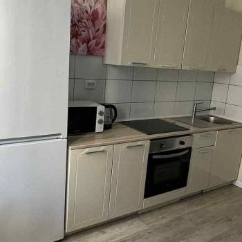 Сдается 1-комнатная квартира, 38 м²
