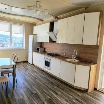 Продается 2-х комнатная квартира, 75,1 м²