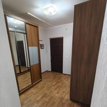 Сдается 1-комнатная квартира, 44 м²