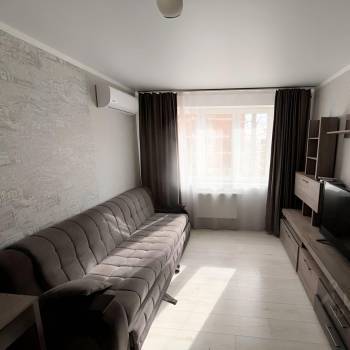 Сдается 1-комнатная квартира, 44 м²