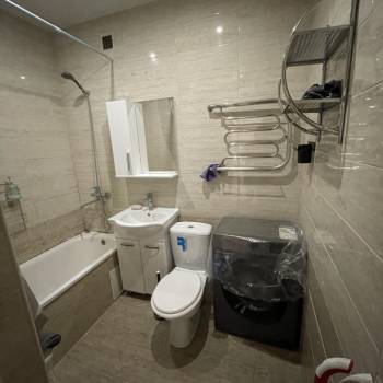 Продается 1-комнатная квартира, 39,79 м²