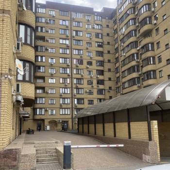 Сдается Нежилое помещение, 128 м²