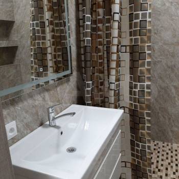 Сдается 2-х комнатная квартира, 65 м²
