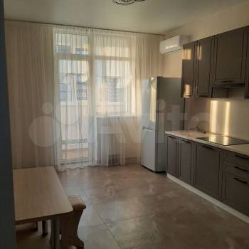 Сдается 2-х комнатная квартира, 65 м²
