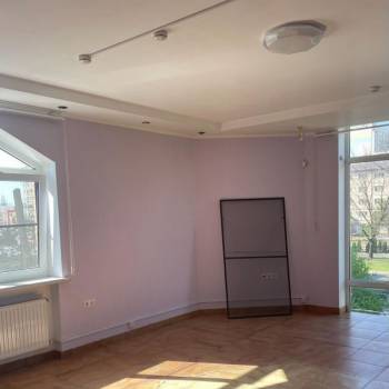 Сдается Нежилое помещение, 77 м²