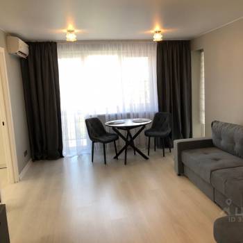 Сдается Многокомнатная квартира, 60 м²